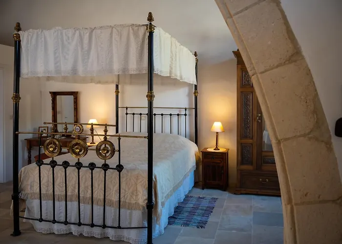 Rothkia\'S Home